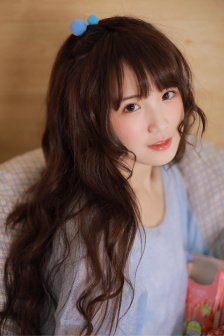 双龙NP黑粗撑开宫颈口BL下人